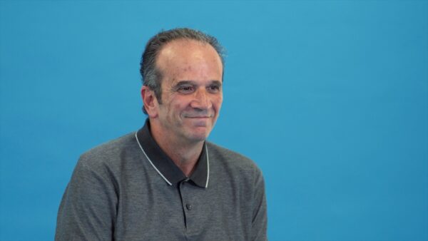 Conocemos al Jefe de Área de Prevención en la Delegación del Gobierno para el Plan Nacional sobre Drogas y cooperante, Jesús Morán. ¿Qué le inspiró a cooperar? ¿Cómo ha cambiado el enfoque de su trabajo desde que comenzó? ¡Descúbrelo en el vídeo!