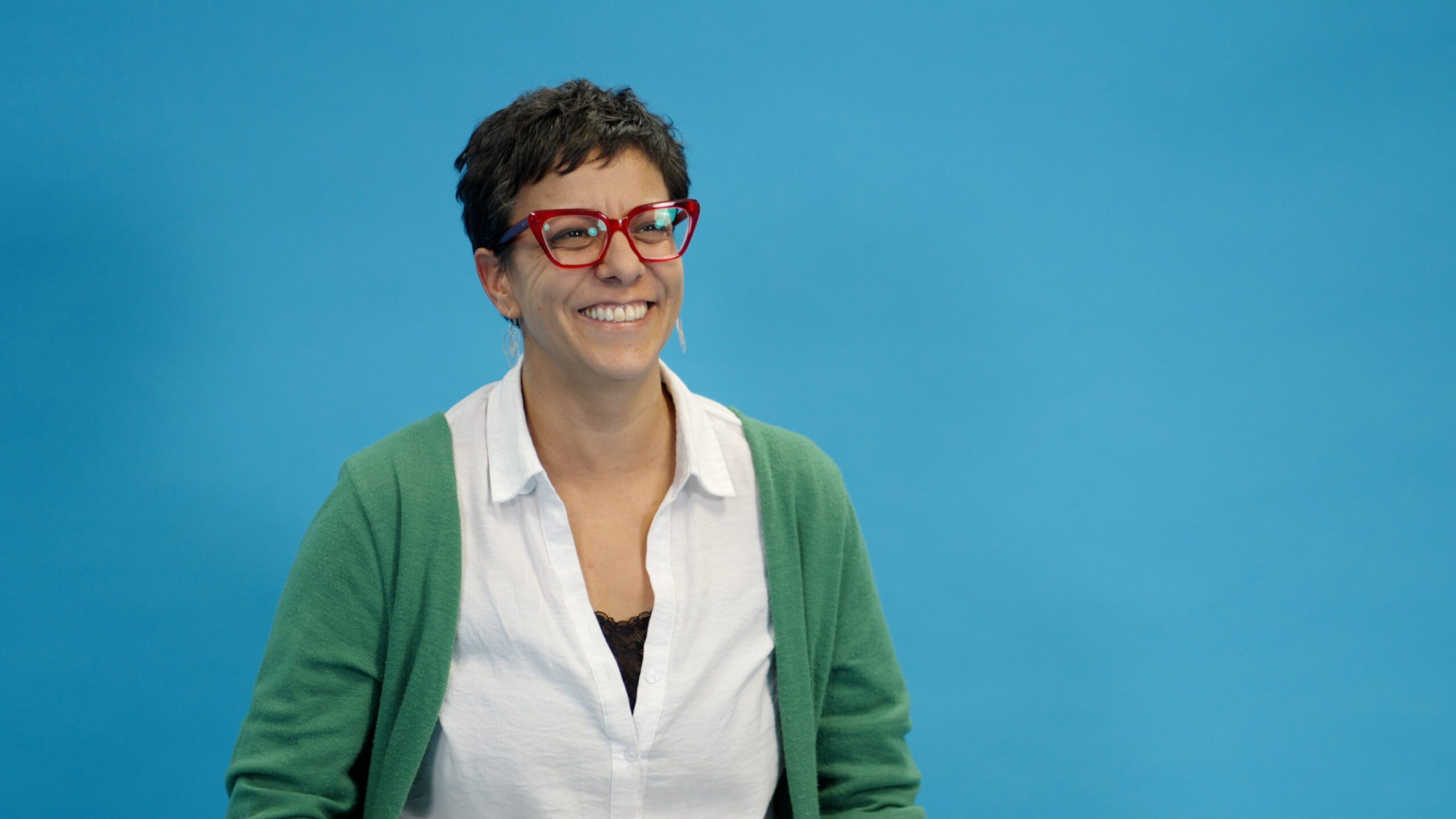 Conocemos a la directora de Programas de Juventud de la Generalitat de Catalunya y cooperante, Àngels Piédrola. ¿Qué le inspiró a cooperar? ¿Cómo ha cambiado el enfoque de su trabajo desde que comenzó? ¡Descúbrelo en el vídeo!